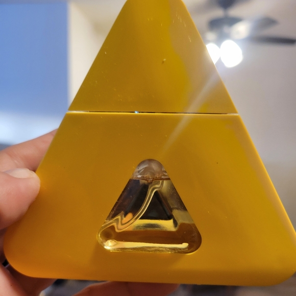 Liz Claiborne- Perfume! - Picture 2 of 2